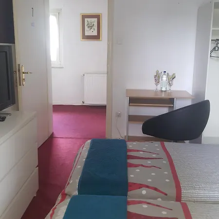 Guest house Citypension 2*